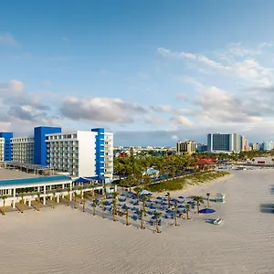 Hilton Clearwater & Курортный комплекс Клеруотер-Бич