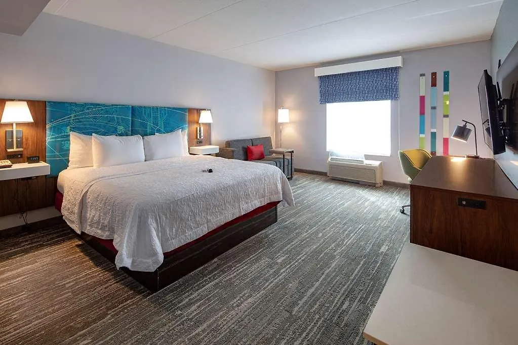Hotell Hampton Inn & Suites Charlotte-Airport