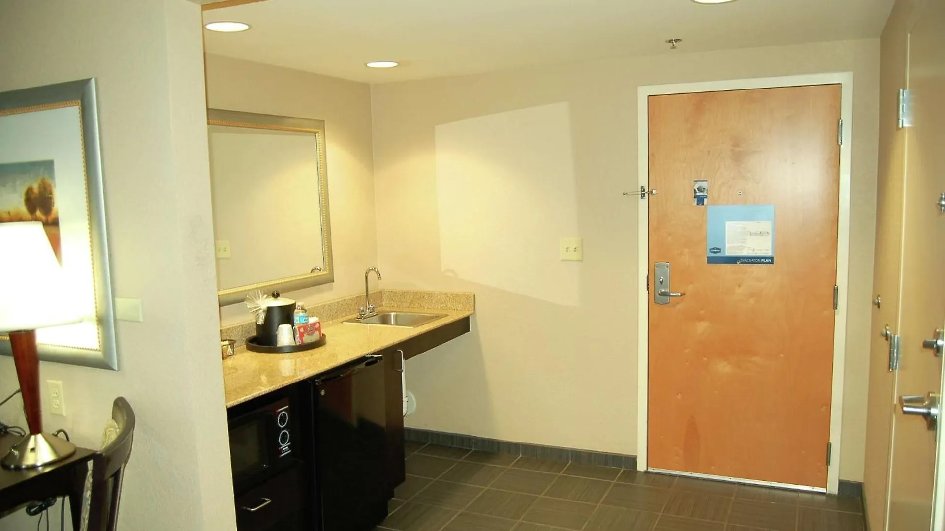 Hampton Inn & Suites Charlotte-Airport 3*, Charlotte USA