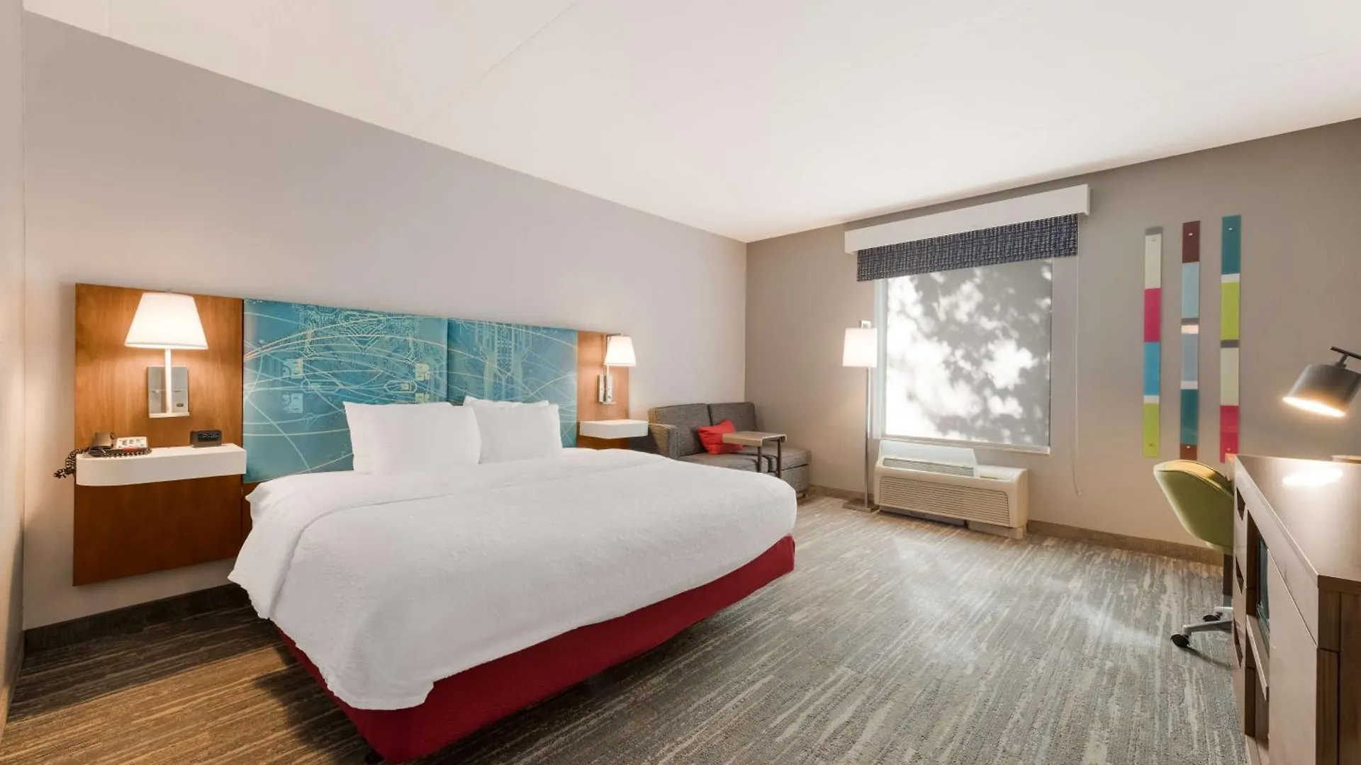 Hampton Inn & Suites Charlotte-Airport