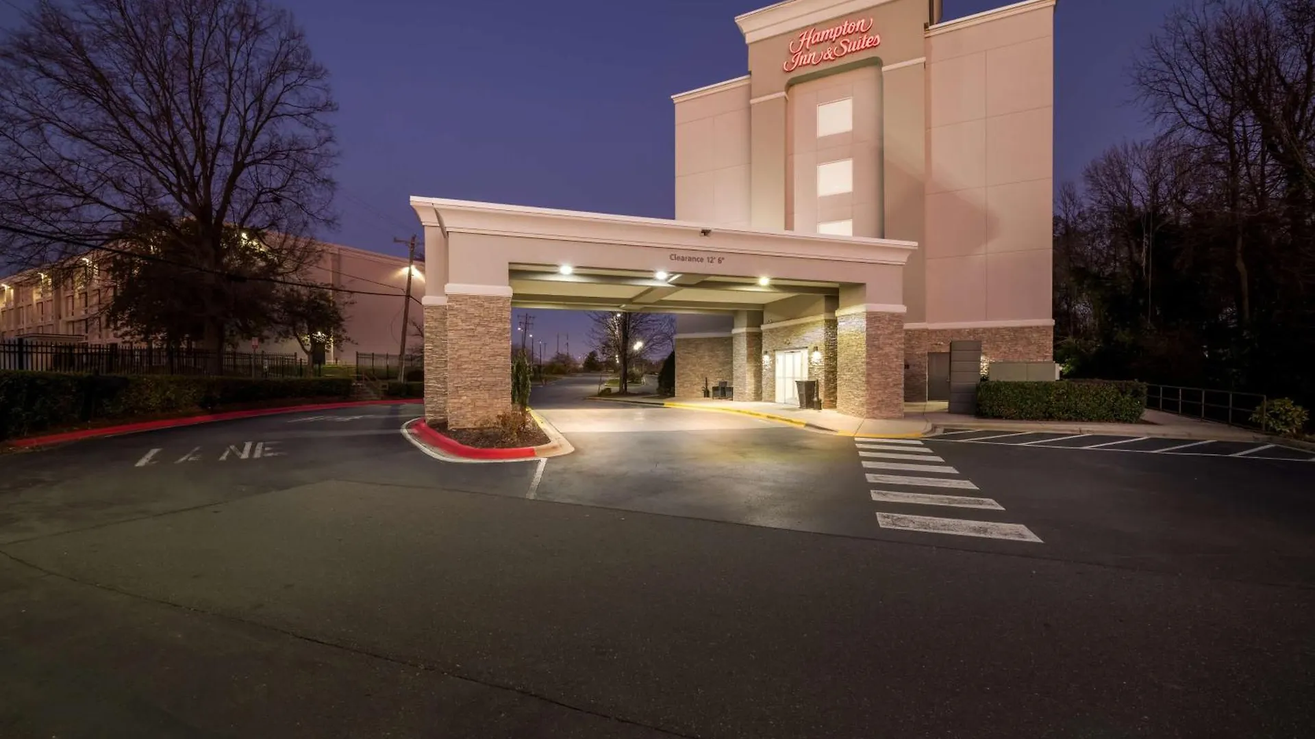 Hampton Inn & Suites Charlotte-Airport Hotel Charlotte